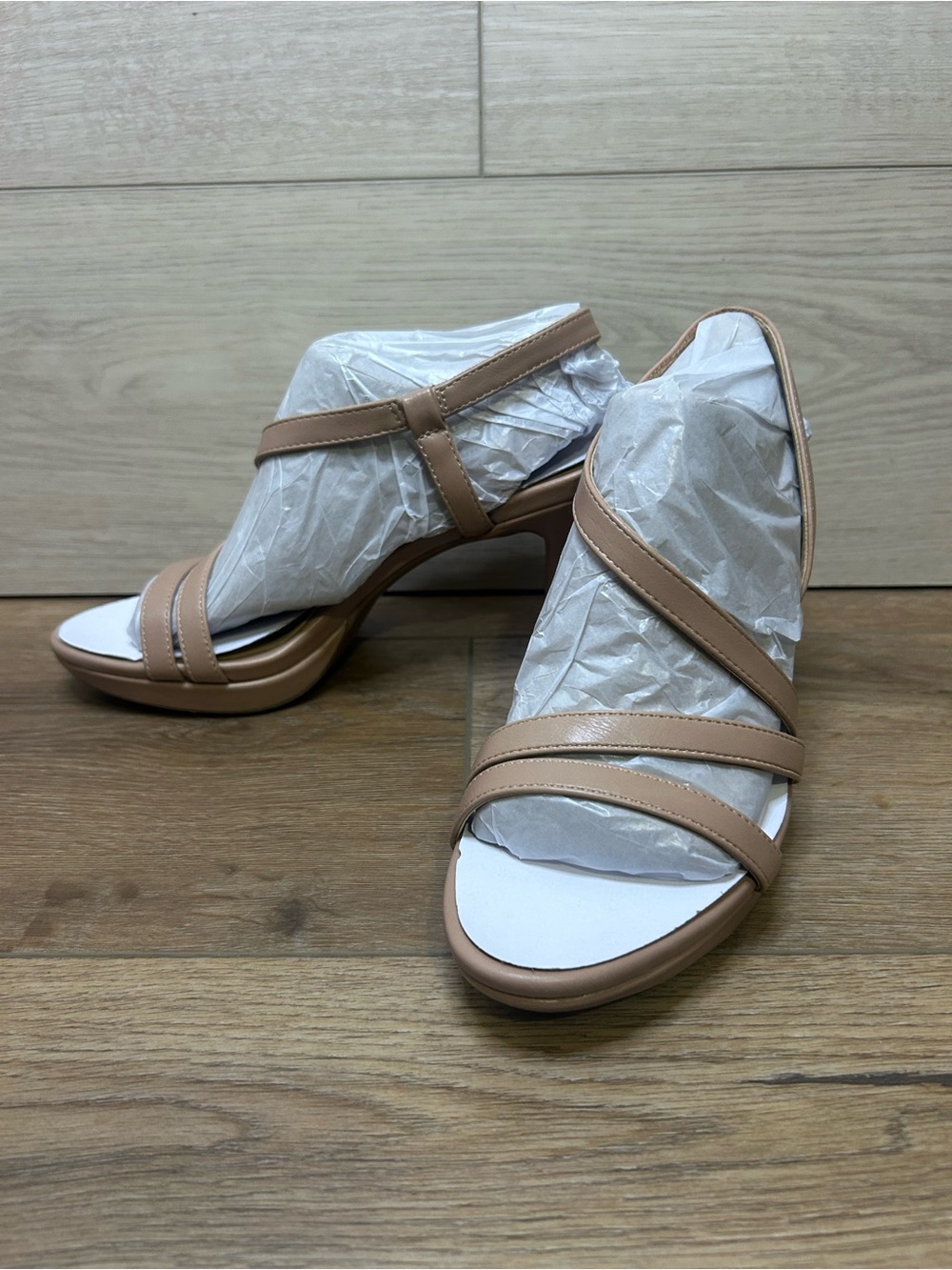 Naturalizer Brenta Dress Sandal Wide 6.5